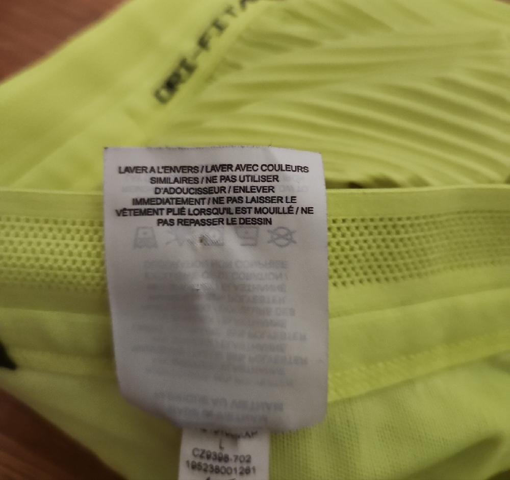 Nike Women's Bright Green Athletic Shorts Sz L - Picture 12 of 12